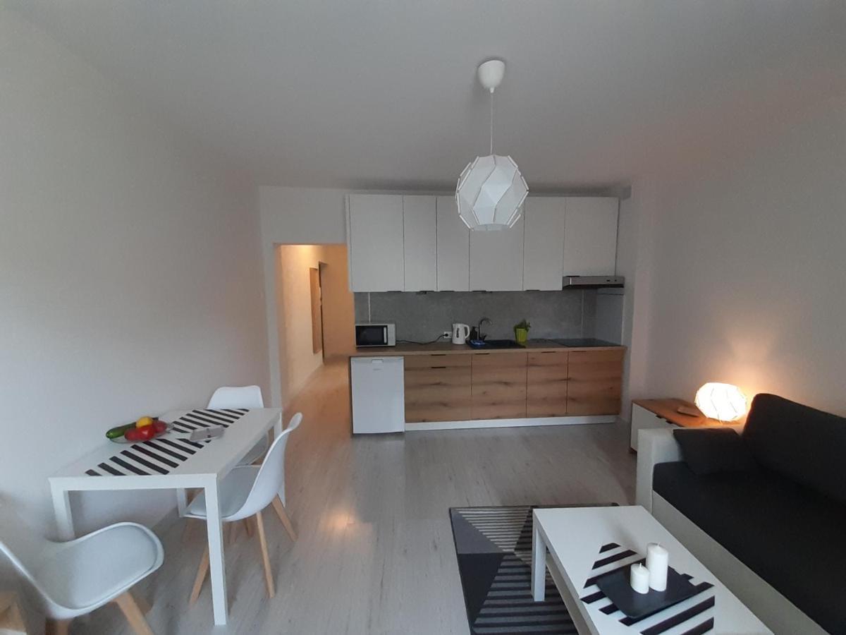 Apartamenty Lewa Лодзь Экстерьер фото